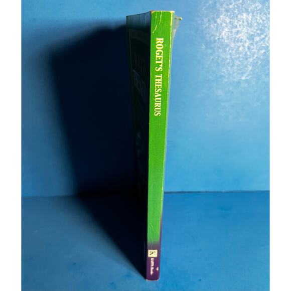 Roget’s Thesaurus Paperback Kappa Books 2004 Edition Reference Dictionary - Picture 3 of 8